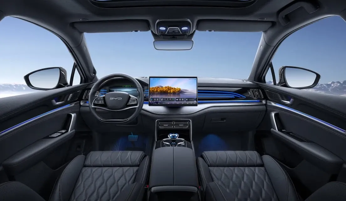 A BYD TANG intelligens vezetőtere