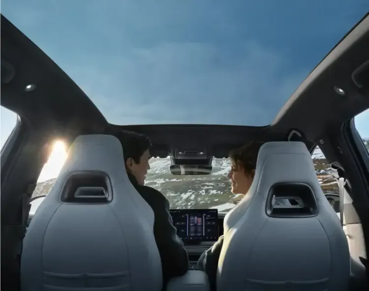 Panoráma napfénytető elektromos árnyékolóval